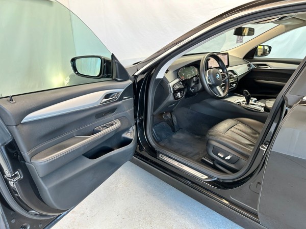 pirkite Lietuvoje BMW 620d  Gran Turismo*Led*Kamera*Leder*Scheckheft | nuotrauka №18 | Unis.lt