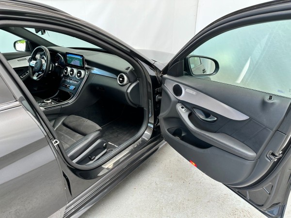 Купить Mercedes-Benz C-klasse 180 | 1.5 Benzin | AMG | Automatik в Литве | фото №24 | Unis.lt