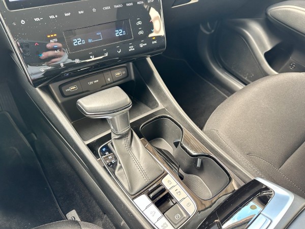 Купить Hyundai TUCSON Hybrid 48V*Kamera*Klima*Scheckheft*1.Hand в Литве | фото №13 | Unis.lt