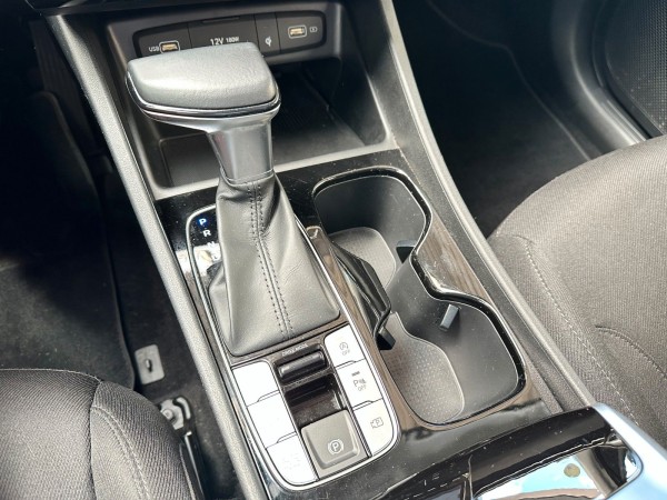 Купить Hyundai TUCSON Hybrid 48V*Kamera*Klima*Scheckheft*1.Hand в Литве | фото №14 | Unis.lt