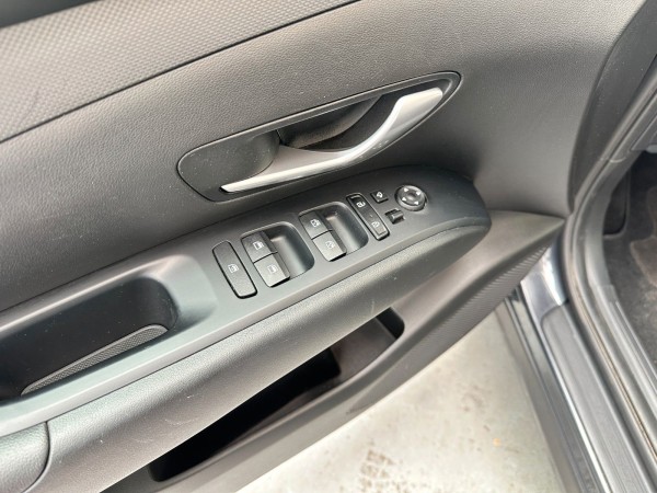 Купить Hyundai TUCSON Hybrid 48V*Kamera*Klima*Scheckheft*1.Hand в Литве | фото №7 | Unis.lt