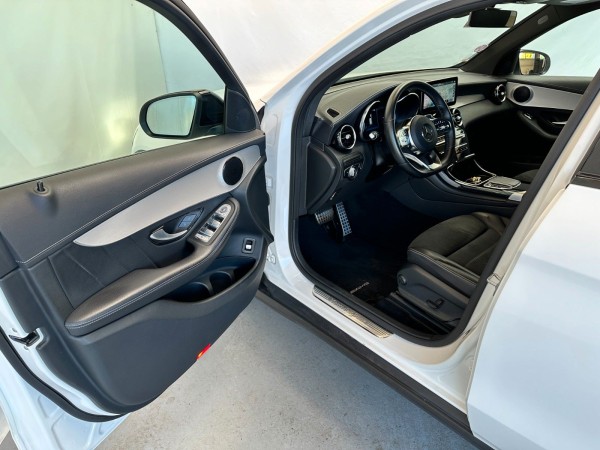 Купить  GLC 300 DE | 2.0 Plug-In | AMG | 4MATIC в Литве | фото №19 | Unis.lt
