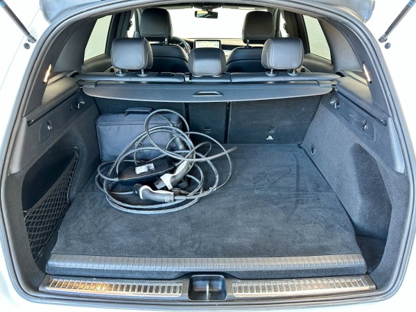 Купить  GLC 300 DE | 2.0 Plug-In | AMG | 4MATIC в Литве | фото №26 | Unis.lt