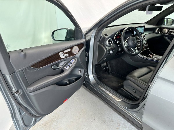 Купить Mercedes-Benz GLC 300 DE | 2.0 Plug-In | 4MATIC в Литве | фото №21 | Unis.lt