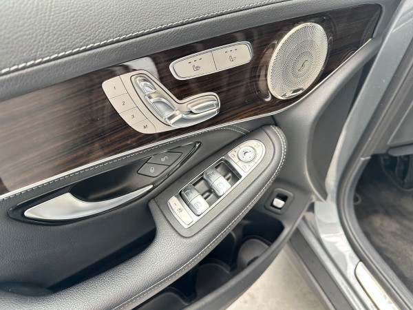 Buy Mercedes-Benz GLC 300de Plug-In*4MATIC*Sitzbelüftung*Kamera360 Lithuania | img №7 | Unis.lt