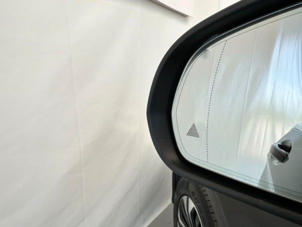 Купить  GLC 300 DE | 2.0 Plug-In | 4MATIC в Литве | фото №24 | Unis.lt
