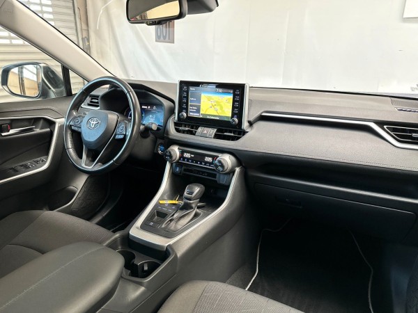 Купить Toyota RAV 4 2.5 Hybrid | Dynamic | Automatik в Литве | фото №15 | Unis.lt