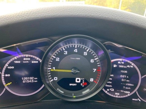 pirkite Lietuvoje Porsche Cayenne E-Hybrid Chrono Plug-in Cam Pan 1.Hand | nuotrauka №13 | Unis.lt