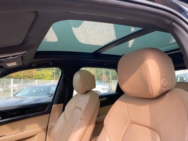 pirkite Lietuvoje Porsche Cayenne E-Hybrid Chrono Plug-in Cam Pan 1.Hand | nuotrauka №16 | Unis.lt