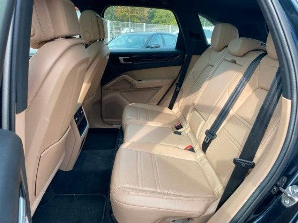 pirkite Lietuvoje Porsche Cayenne E-Hybrid Chrono Plug-in Cam Pan 1.Hand | nuotrauka №17 | Unis.lt