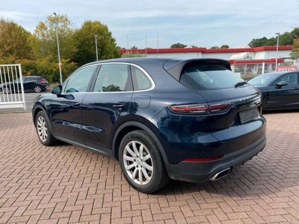 pirkite Lietuvoje Porsche Cayenne E-Hybrid Chrono Plug-in Cam Pan 1.Hand | nuotrauka №4 | Unis.lt