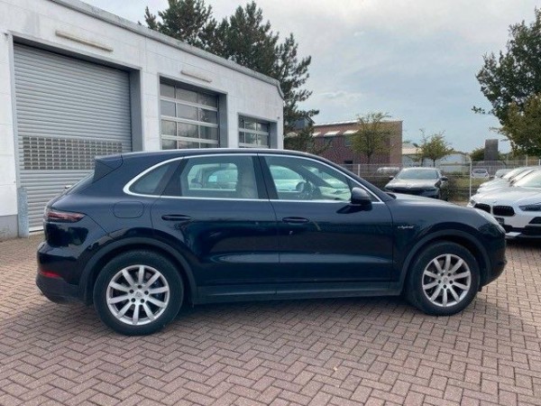 pirkite Lietuvoje Porsche Cayenne E-Hybrid Chrono Plug-in Cam Pan 1.Hand | nuotrauka №7 | Unis.lt