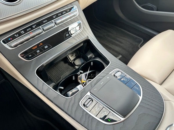 pirkite Lietuvoje Mercedes-Benz E 200d Limousine Led Cam Navi 1.Hand | nuotrauka №20 | Unis.lt