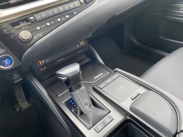 pirkite Lietuvoje Lexus ES 300h Hybrid Cam Navi Scheckheft 1.Hand | nuotrauka №15 | Unis.lt