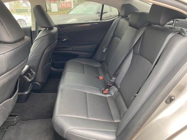 pirkite Lietuvoje Lexus ES 300h Hybrid Cam Navi Scheckheft 1.Hand | nuotrauka №18 | Unis.lt