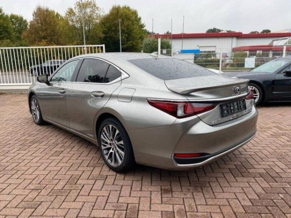 pirkite Lietuvoje Lexus ES 300h Hybrid Cam Navi Scheckheft 1.Hand | nuotrauka №4 | Unis.lt