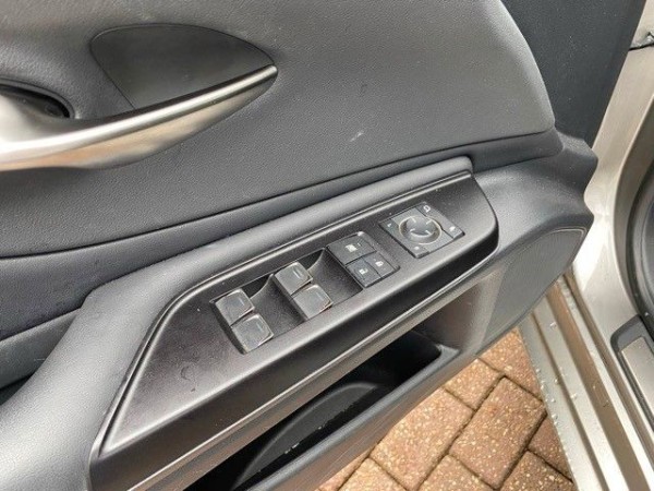 pirkite Lietuvoje Lexus ES 300h Hybrid Cam Navi Scheckheft 1.Hand | nuotrauka №9 | Unis.lt