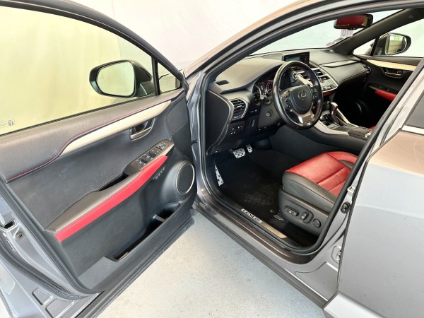 Купить  NX 300h 2.5 Hybrid | AWD |  F-Sport в Литве | фото №24 | Unis.lt