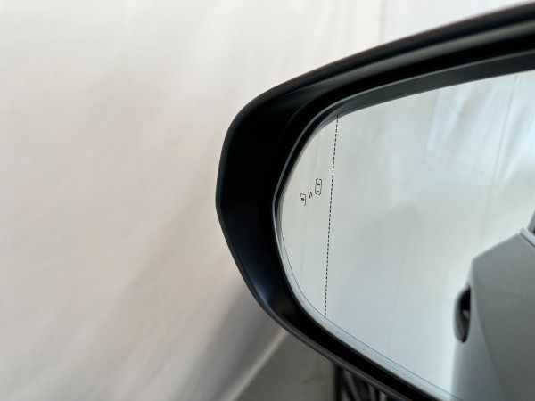 Купить  NX 300h 2.5 Hybrid | AWD |  F-Sport в Литве | фото №29 | Unis.lt