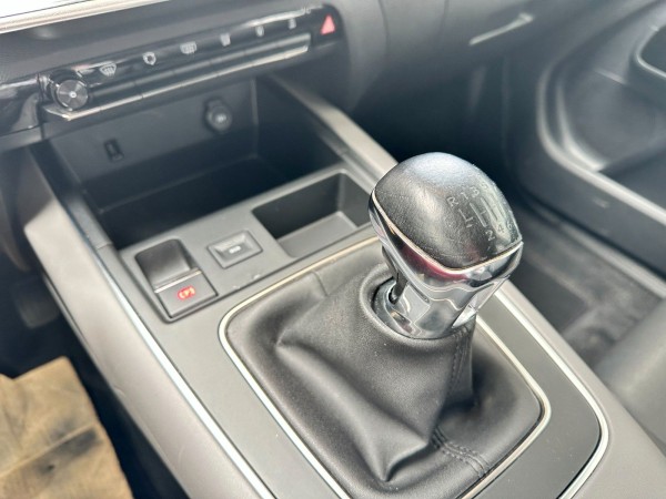Купить  C5 Aircross Kamera*Klima*Navi*Scheckheft*1.Hand в Литве | фото №13 | Unis.lt
