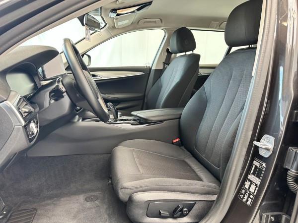 Купить BMW 520d Touring  xDrive*Active Guard*Scheckheft в Литве | фото №9 | Unis.lt