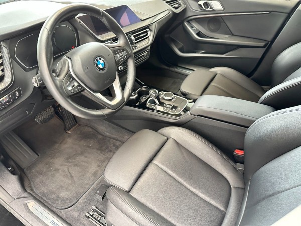 Купить BMW 216 Gran Coupé*Kamera*Navi*Scheckheft*1.Hand в Литве | фото №16 | Unis.lt
