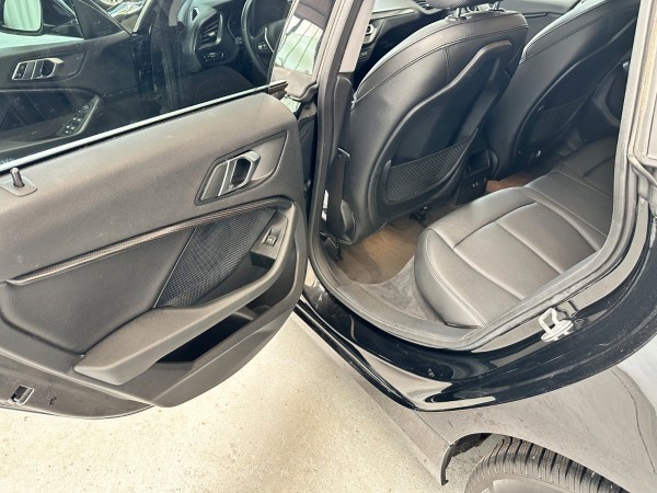 Купить BMW 216 Gran Coupé*Kamera*Navi*Scheckheft*1.Hand в Литве | фото №18 | Unis.lt