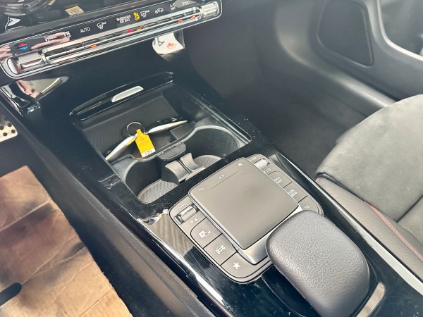 Buy Mercedes-Benz CLA 180D AMG Line*Alkantara*Kamera*Klima*1.Hand Lithuania | img №16 | Unis.lt