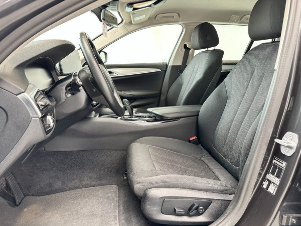 Buy BMW 520d Touring Active Guard*Klima*Scheckheft*1Hand Lithuania | img №8 | Unis.lt