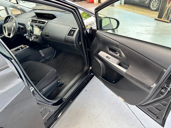 Buy  Prius+ Hybrid*Kamera*Navi*Scheckheft*7pl*1.Hand Lithuania | img №21 | Unis.lt