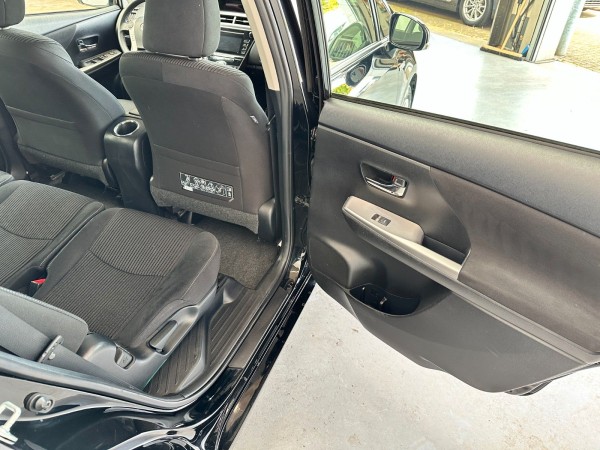 Buy  Prius+ Hybrid*Kamera*Navi*Scheckheft*7pl*1.Hand Lithuania | img №22 | Unis.lt