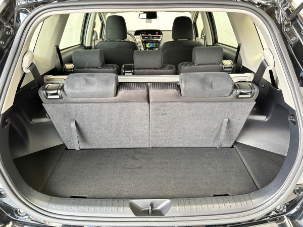 Buy  Prius+ Hybrid*Kamera*Navi*Scheckheft*7pl*1.Hand Lithuania | img №25 | Unis.lt