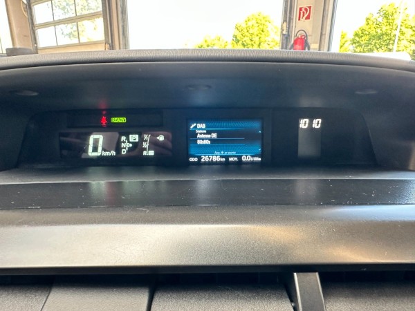 Buy  Prius+ Hybrid*Kamera*Navi*Scheckheft*7pl*1.Hand Lithuania | img №14 | Unis.lt