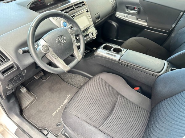 Buy  Prius+ Hybrid*Kamera*Navi*Scheckheft*7pl*1.Hand Lithuania | img №18 | Unis.lt