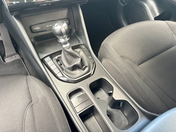 Купить Hyundai TUCSON Hybrid 48V*Kamera*Klima*Scheckheft*1.Hand в Литве | фото №14 | Unis.lt