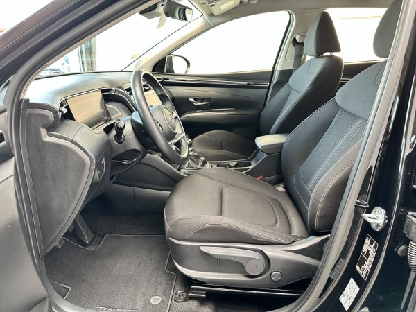 Buy Hyundai TUCSON Hybrid 48V*Kamera*Klima*Scheckheft*1.Hand Lithuania | img №9 | Unis.lt