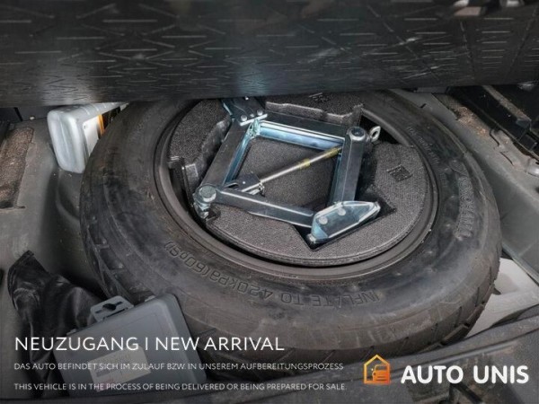 Buy Toyota RAV 4 Hybrid*Kamera*Klima*Scheckheft*1.Hand Lithuania | img №13 | Unis.lt