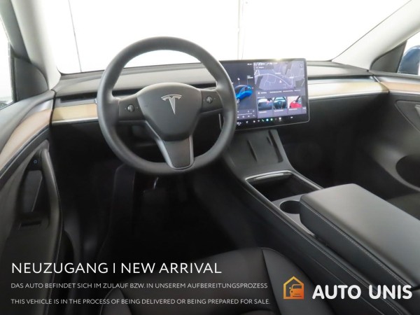 Купить Tesla Model Y Long Range Dual AWD в Литве | фото №3 | Unis.lt