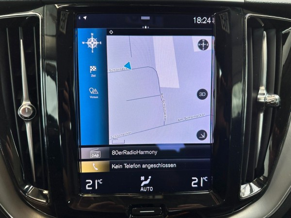 Купить Volvo XC 60 Hybrid 48V*Leder*Kamera*Scheckheft*1.Hand в Литве | фото №15 | Unis.lt