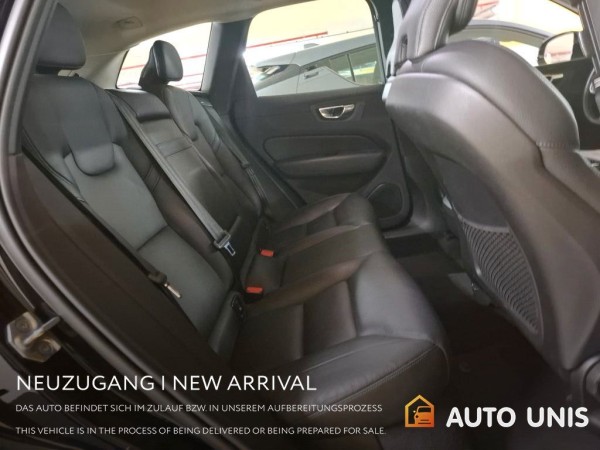 pirkite Lietuvoje Volvo XC 60 Hybrid 48V*Leder*Kamera*Scheckheft*1.Hand | nuotrauka №10 | Unis.lt