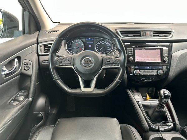 Buy Nissan Qashqai Leder*Panoramadach*Kamera 360*1.Hand Lithuania | img №13 | Unis.lt