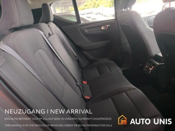 Buy Volvo XC 40 Momentum Pro*Kamera*Einparkhilfe*1.Hand Lithuania | img №9 | Unis.lt