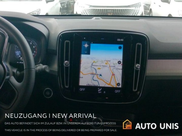 Buy Volvo XC 40 Momentum Pro*Kamera*Einparkhilfe*1.Hand Lithuania | img №10 | Unis.lt