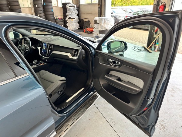 Купить Volvo XC60 T6 AWD Facelift Inscription Luxe*Wool Seats в Литве | фото №25 | Unis.lt