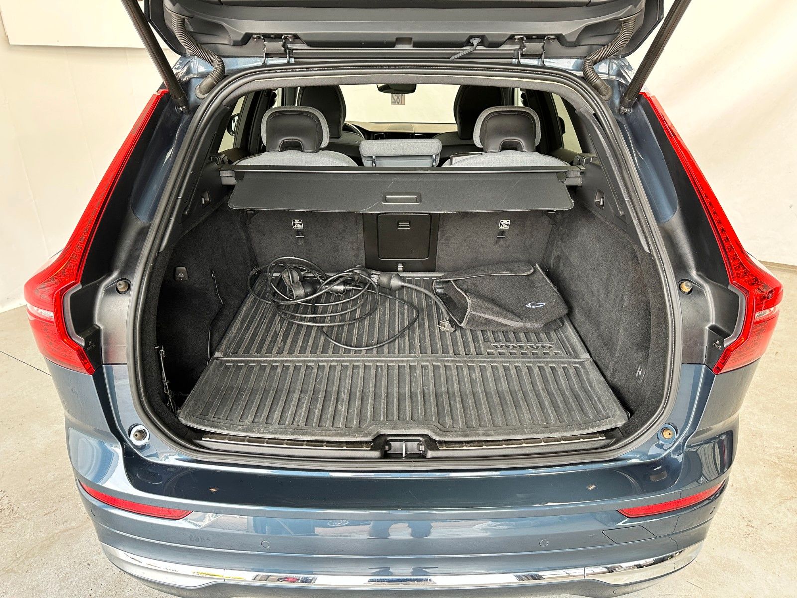 pirkite Lietuvoje Volvo XC60 T6 PHEV AWD Facelift Inscription Wool Seats | nuotrauka №27 | Unis.lt