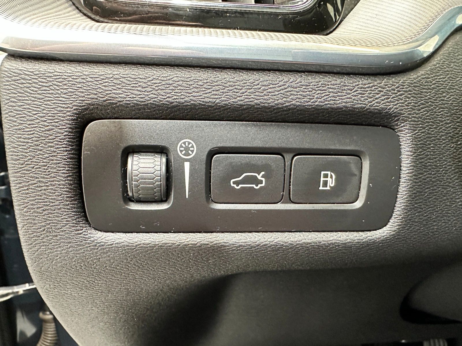 pirkite Lietuvoje Volvo XC60 T6 PHEV AWD Facelift Inscription Wool Seats | nuotrauka №8 | Unis.lt