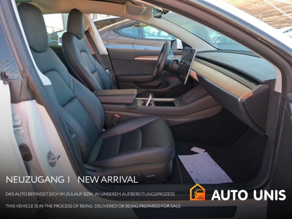 Buy Tesla Model 3 Standard Range Plus MY22 Lithuania | img №13 | Unis.lt