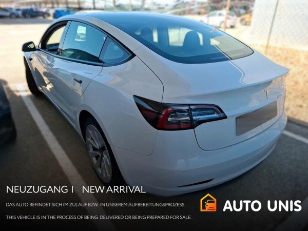 Buy Tesla Model 3 Standard Range Plus MY22 Lithuania | img №3 | Unis.lt