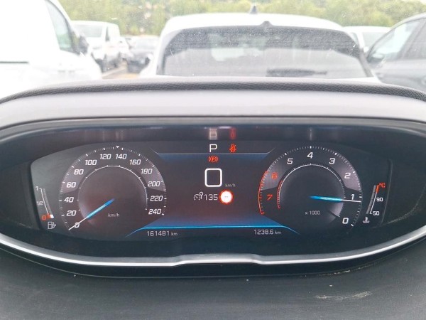 Купить Peugeot 5008 Kamera*Scheckheft*7 Sitzer*1.Hand в Литве | фото №6 | Unis.lt
