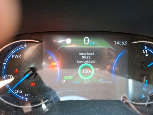 Buy Toyota RAV 4 Hybrid AWD Plus*Kamera*Scheckheft*1.Hand Lithuania | img №6 | Unis.lt